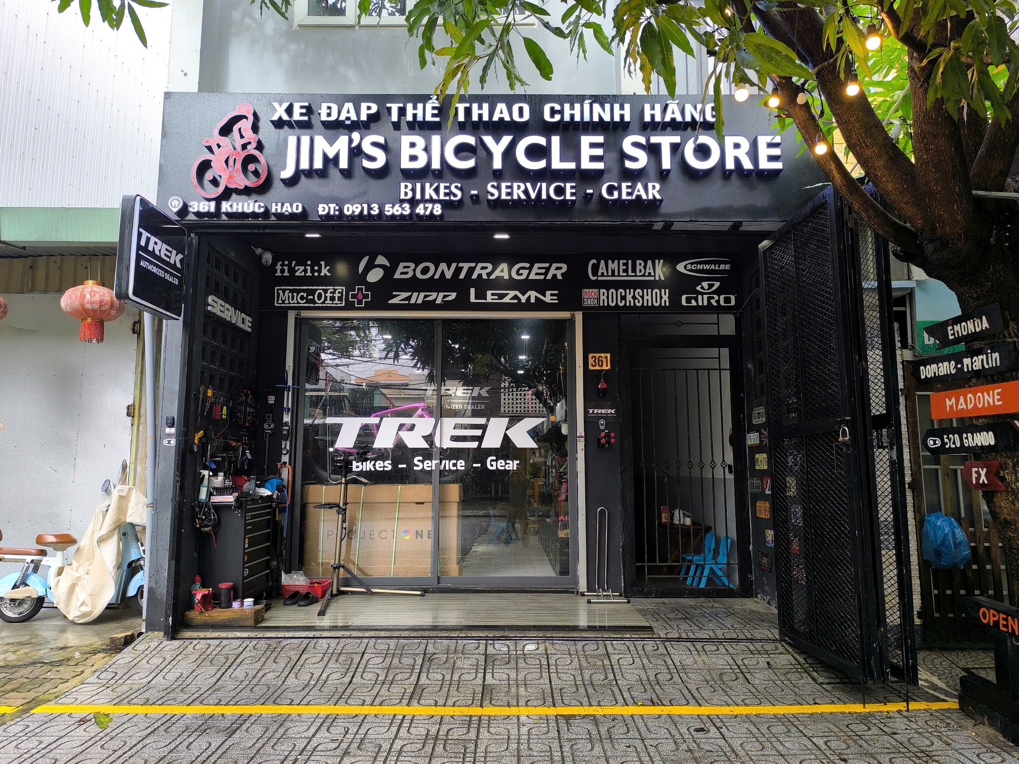 JIMS BICYCLE STORE